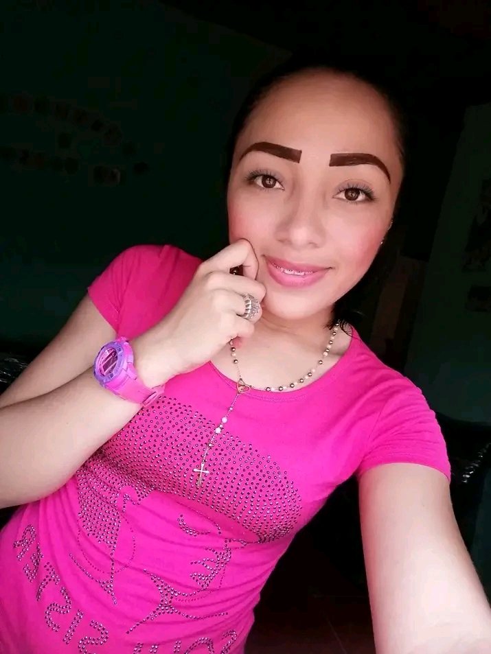 yandiromero07's tweet photo. Amigos solidarios 🔄
#PersonasSecuestradas
#LiberenAYerimar
Hoy tenemos #23Días viviendo el horror del #secuestro de mi sobrina DENNY YERIMAR CARRASQUEL por alias #AlexBonito del #ELN en la mina #Cacique del #Yapakana en #Amazonas #Venezuela en una plaza delante de testigos. https://t.co/YMKVhGy1Pv
