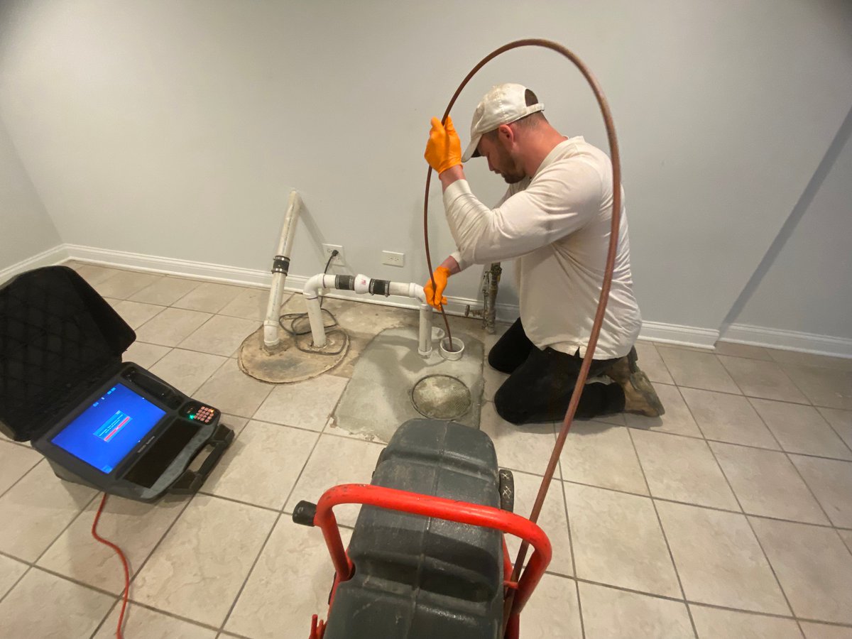 chiplumbingexp's tweet photo. Sewer Camera Inspection Service for a customer in the Lincoln Square area of Chicago.
#sewercamerainspection #sewerscoping
https://t.co/ld4kTtEU5a https://t.co/DPHq53lB3O