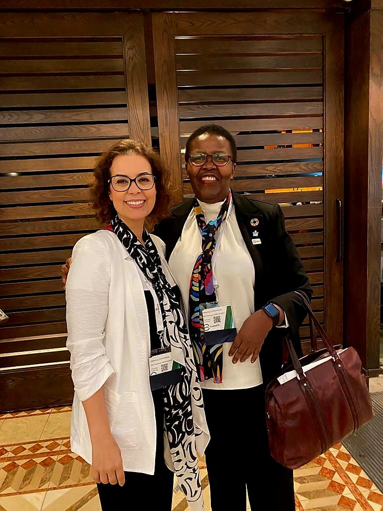 It was a wonderful chance for Chief Scientist @IsmahaneElouafi to exchange thoughts with @lmsibanda of @CGIAR, at the sidelines of #AIM4C. 

Dr. Sibanda is an impactful #African leader in science with tremendous dedication to transform our agrifood systems.