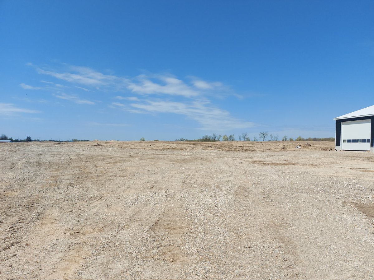 Another new barn and new entrant near Mount Forest ON.
 Dbl 8 Turner Afi with Cosnet Stabling and JOZ Manure handling.
 <a href="/NorwellDairy/">Norwell Dairy</a>