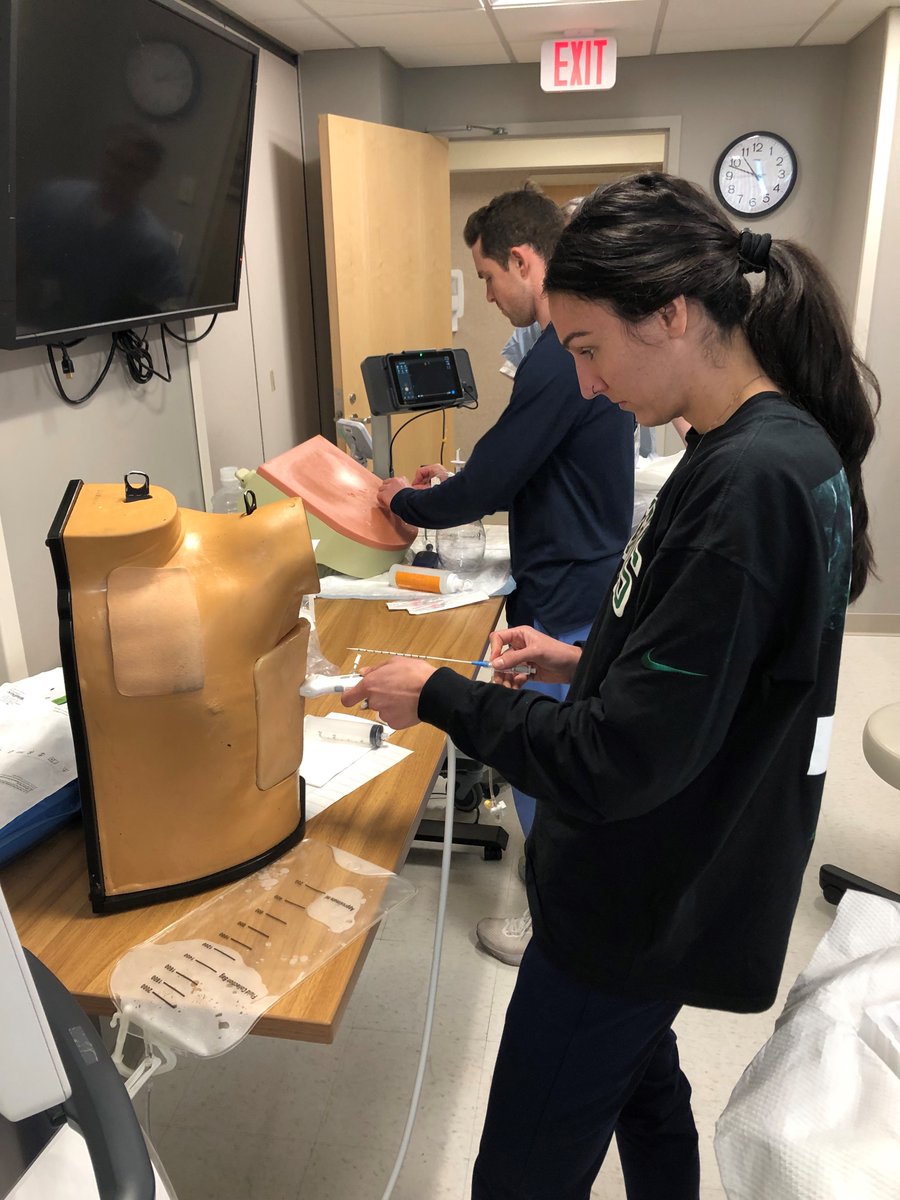 BWH_STRATUS's tweet photo. The EM Procedural Skills Course continued with BWH PAs practicing core skills in #emergencymedicine! #PhysiciansAssistant #MedEd #Simulation https://t.co/3LPqeD7Qxt