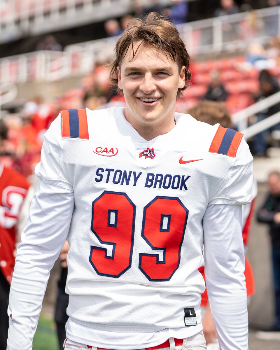 Shoutout to our 2023 Wolfie Award Winners 🏆

🔹Ross Tallarico - Male Sophomore of the Year
🔹Clayton Taylor - Noah Farrelly Spirit of the Seawolf Award

🌊🐺 x #HOWL