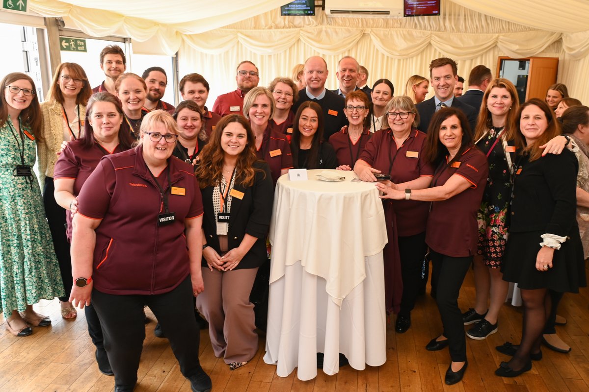 Delighted to host <a href="/kevinhollinrake/">Kevin Hollinrake MP</a>, <a href="/FloEshalomi/">Florence Eshalomi MP</a> and other attendees at our #NourishTheNation Reception. With our wonderful Community Champions and charity partners, it was great to talk about our collaboration in cutting food waste and tackling food poverty.