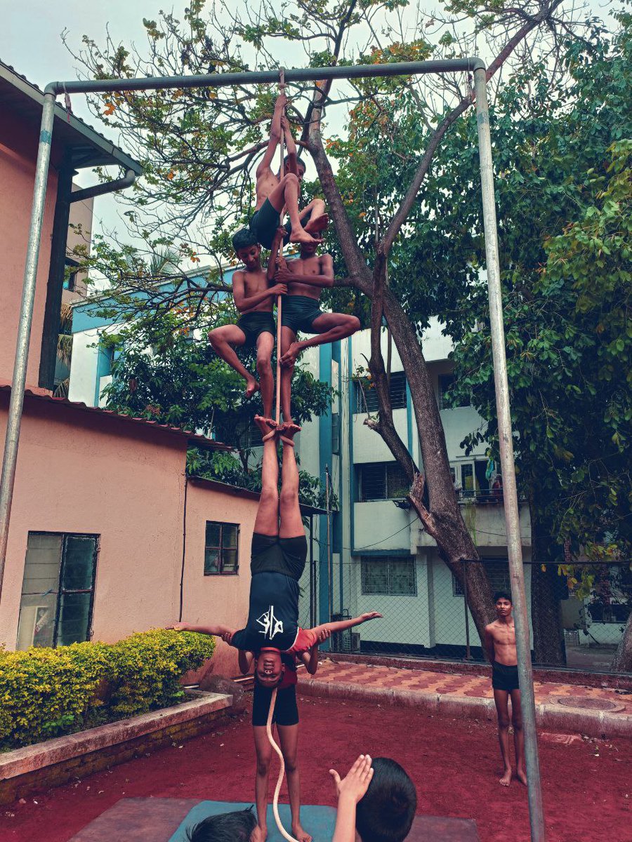 aasipune's tweet photo. Our visit to Vedanta Mallakhamb Academy at New India School ground in Kothrud.
Pankaj Shinde the founder has a good friendship with the former Cabinets and we as the new cabinets are here to tighten the friendship more and more.
#mallakhamb https://t.co/aaCWXaTzIV