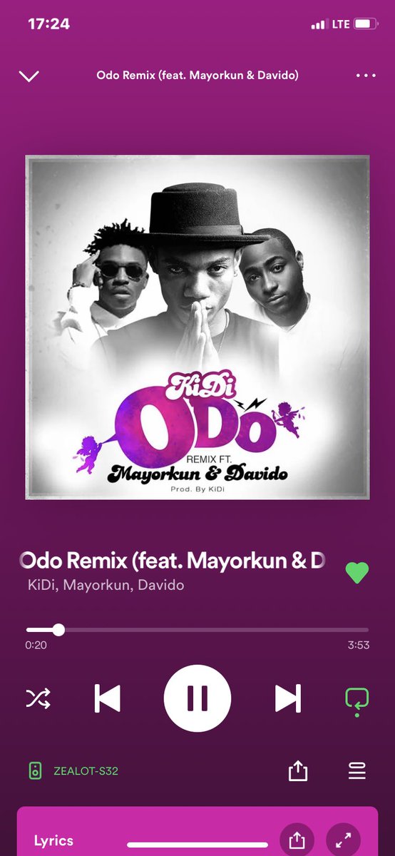 Gen2cod's tweet photo. My goat 🐐 I too love you davido. https://t.co/SLxGD7yB4z