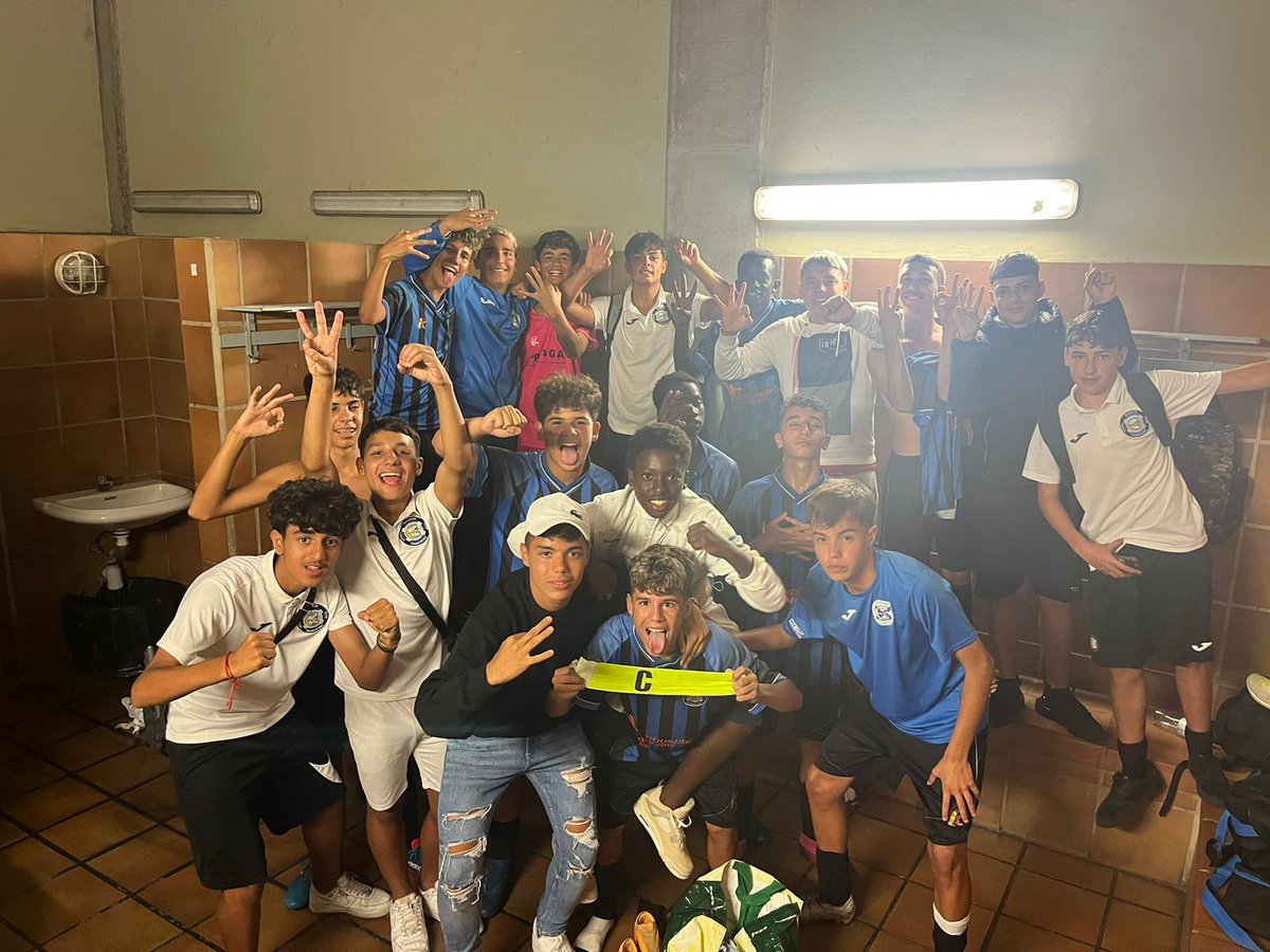 Union la Paz  0 - 3  Cadete C

Nuestro Cadete C supo adaptarse a las circunstancias del partido y controló los tiempos en todo momento. Con esta victoria son oficialmente equipo de Play Off de ascenso a Cadete Preferente. Temporadon.

#siempreesferico🖤💙