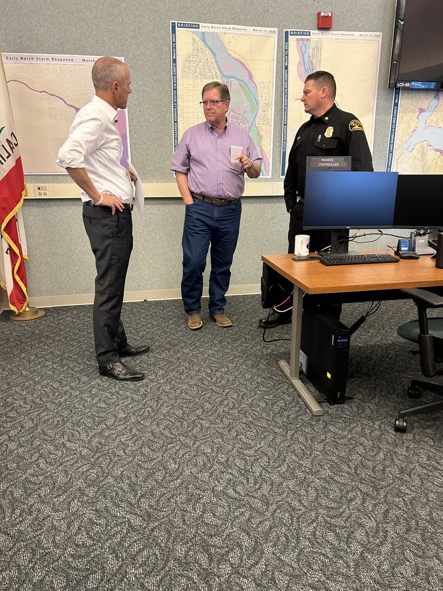 kerncountyfire's tweet image. Happening now: Operational Briefing with the latest info regarding the potential snowmelt impacts. Officials and subject matter experts from the county, the city, and the state are weighing in. #kerncountyfiredepartment #kerncounty