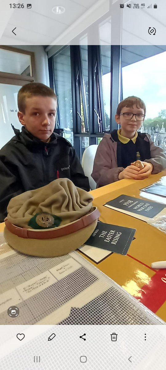 siologaStCon's tweet photo. Visit to Glasnevin Cemetery, Ireland’s largest burial place. Many of the iconic figures from Irish history are buried there: Daniel O'Connell, Michael Collins, Eamon de Valera, and Countess Markievicz to name just a few. @ConlethSt https://t.co/wfj4uHgcKO
