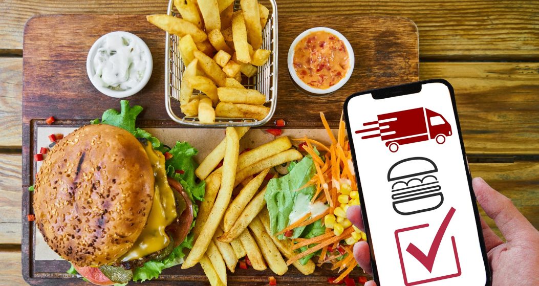 DevourNowBites's tweet photo. 10 Reasons Your Restaurant Should Have a Custom Mobile app 💯

▶ https://t.co/so1VVJySM3

#restaurant #mobileapplication #mobile #mobileapp #customizedsolutions #customerexperience #customerengagement https://t.co/e3k6W5RC5V