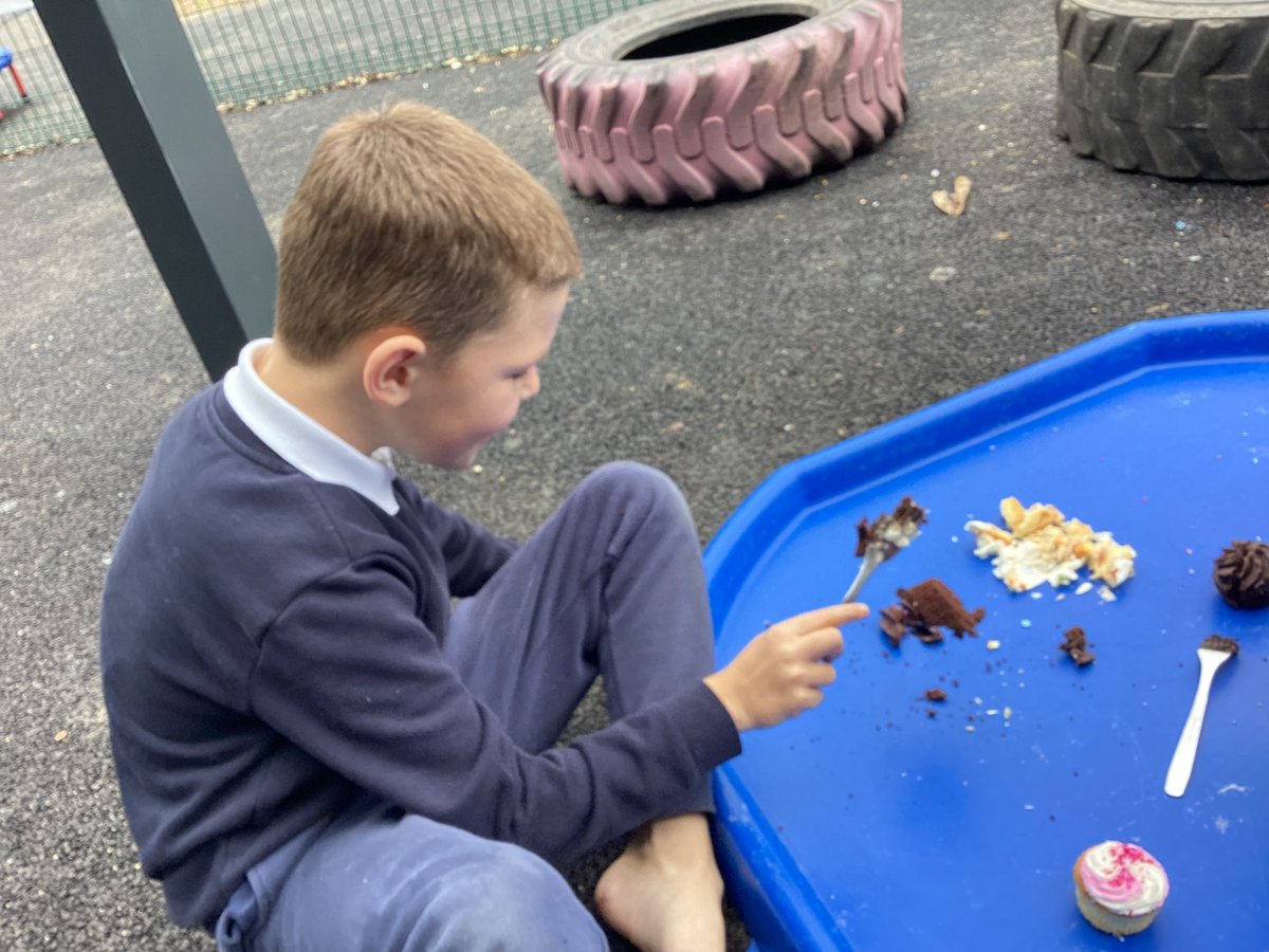 BridgeEaston's tweet photo. Holly class have been practising mixing and getting used to new foods, using cooking sensory trays. https://t.co/0Ehxxfhai1