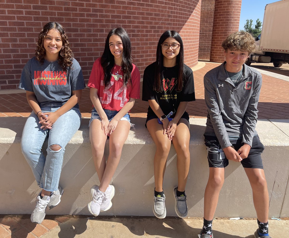 CHS AVID Ambassadors did a great job today interviewing Irons Middle School students adding 32 new AVID students to our rooster! #buildingleaders #ThisIsAVID ❤️