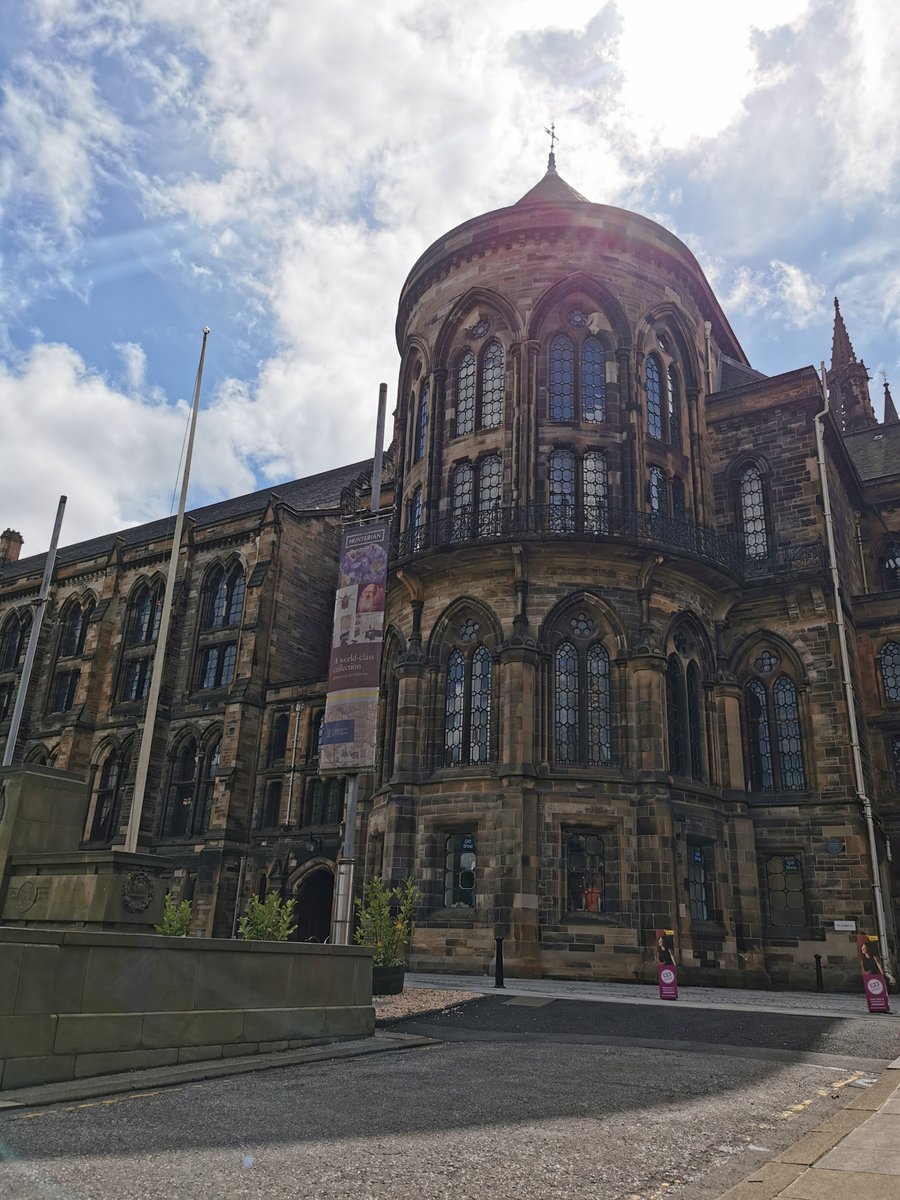 Evening sunshine in Glasgow. ☀️