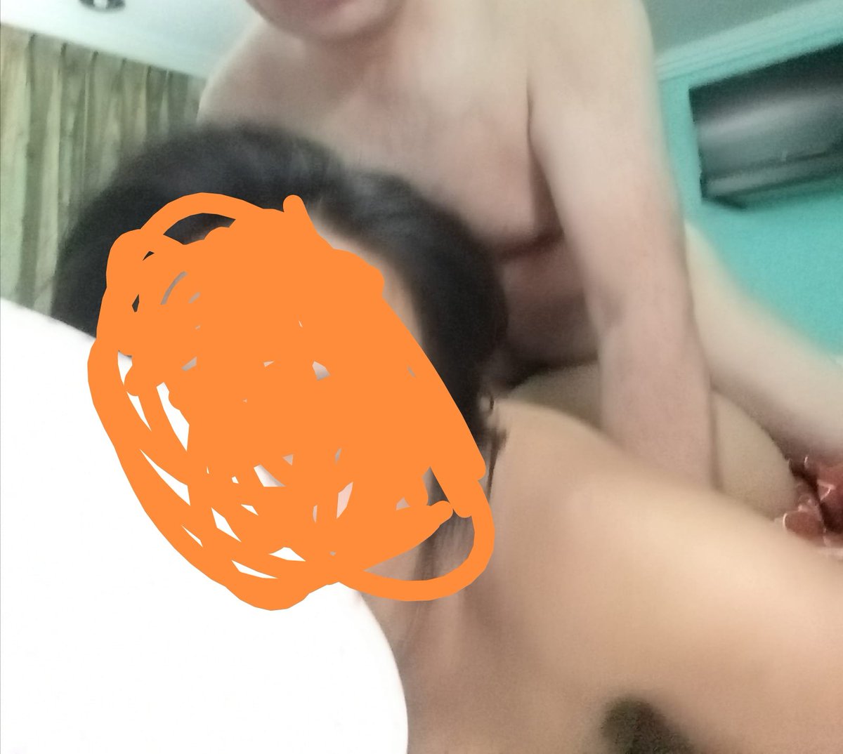 Parcuck90's tweet photo. Celebrando el día de las madres.
Haciendo cornudo a mi esposo!
SOLITA EN EL HOTEL!
Quién más se anima!
Está #puta ya no para! 😈
#cuckoldcdmx 
#CuloTragón 
#swingersméxico 
🔄compartan  y ❤️ https://t.co/NLCiayea8O