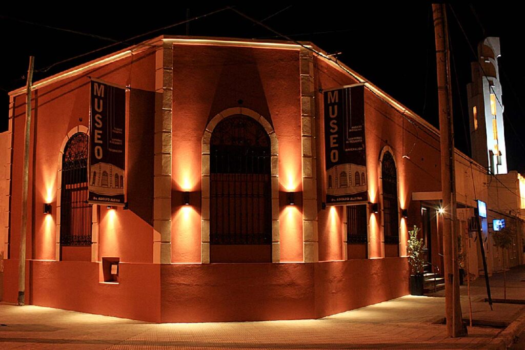 DiarioDeRivera's tweet photo. Llega a #Carhué una nueva edición de «Una Noche en los Museos» 
☛ Impulsado por el Instituto Cultural de la Provincia, el 20 de mayo se realizará una nueva edición de "Una Noche en los Museos" en #AdolfoAlsina y en más de 200 museos de 60 municipios https://t.co/axy5GIb0Ek https://t.co/3qqo1lmSUt