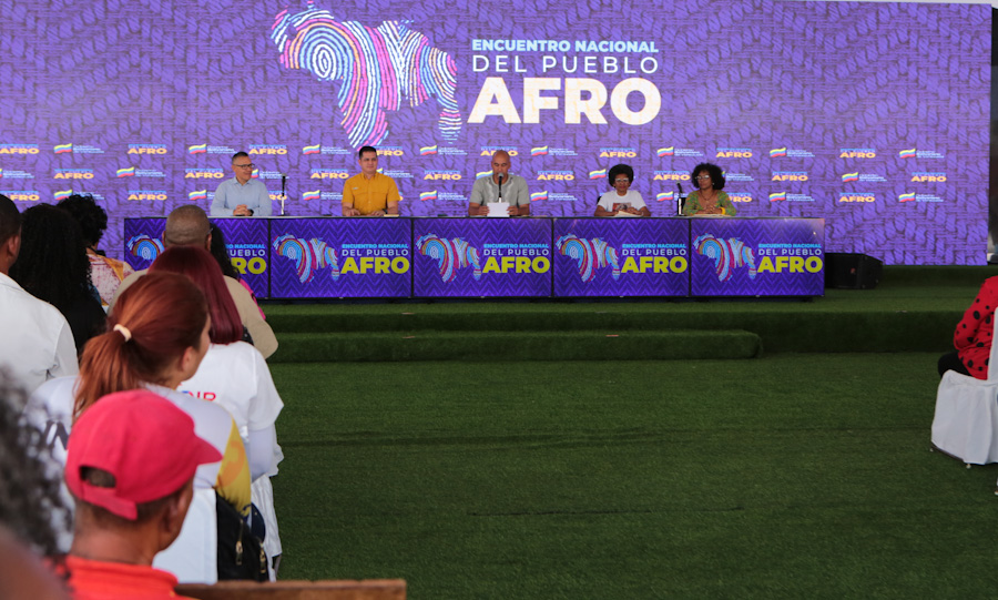 #NotiMippCI 📰🗞| Instalada Sesión Especial del Congreso de la Nueva Época Capítulo Afrodescendientes. Lea más ⏩ bit.ly/3VVe1AE
#PuebloMásMaduro