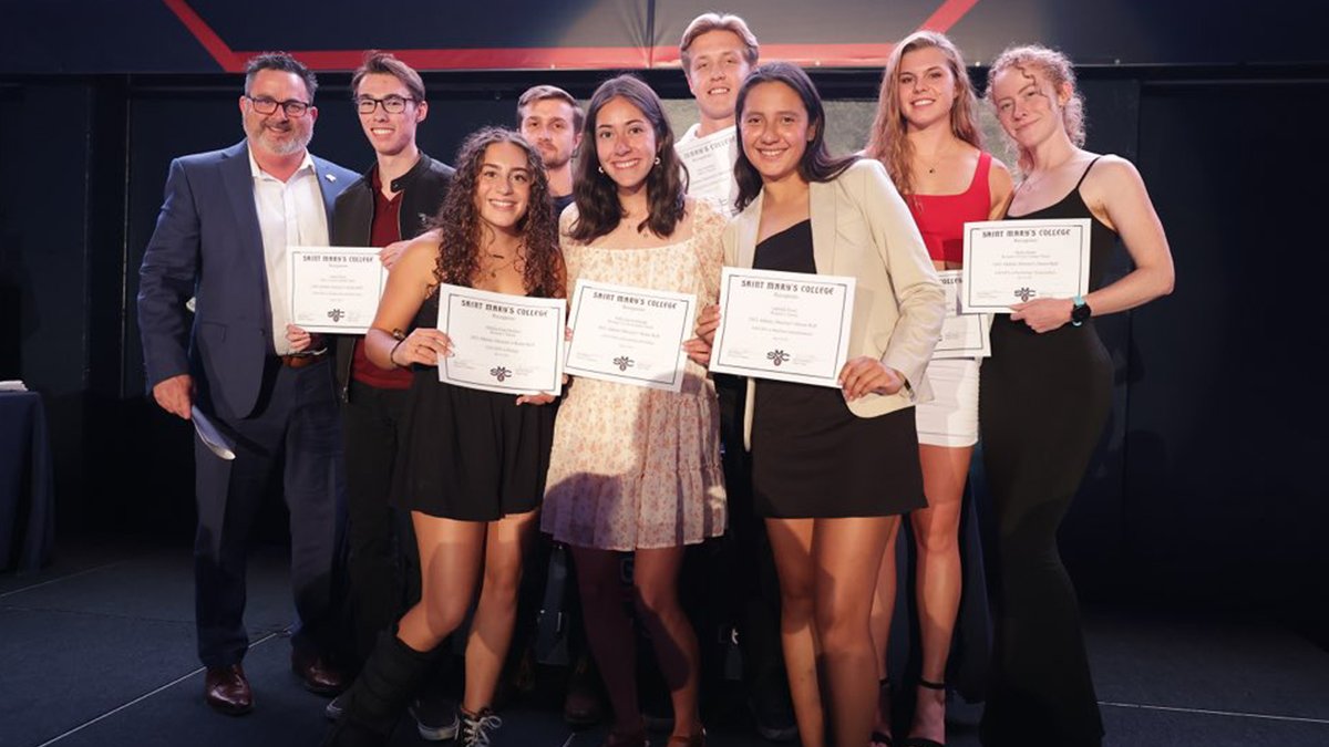 smcgaels's tweet photo. Last night, we hosted our 18th Annual Gael Award Show to honor the outstanding work of our student-athletes on and off the field. #GaelsRise

Some of the major awards 🧵⬇️ https://t.co/IMZ7JlUGBu