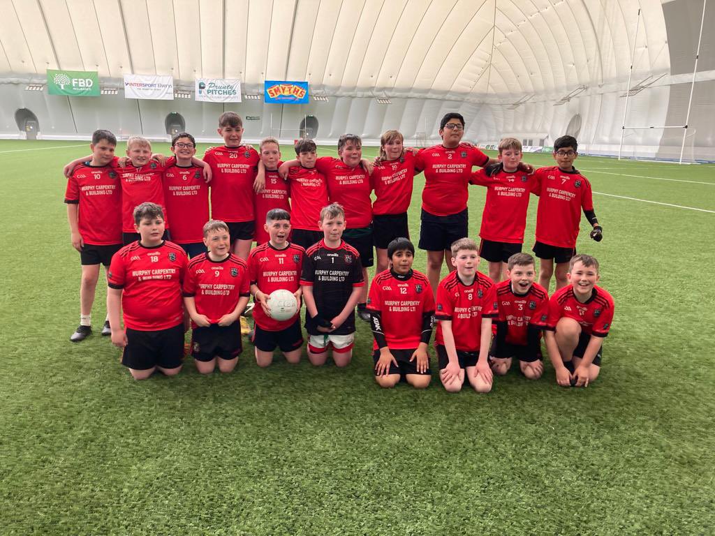 Scoil Íosa tweet media