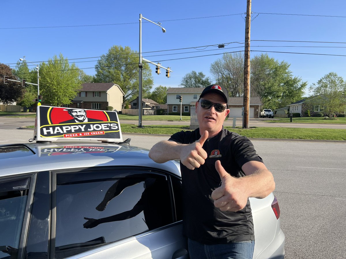 “A good education can change anyone. A good teacher can change everything!”

Happy National Teacher Appreciation Week! 

Fun morning delivering Happy Joe’s famous Omelet Pizzas to the teachers who do so much for our children, and ourcommunities! 🍕🎈
#TeacherAppreciationWeek