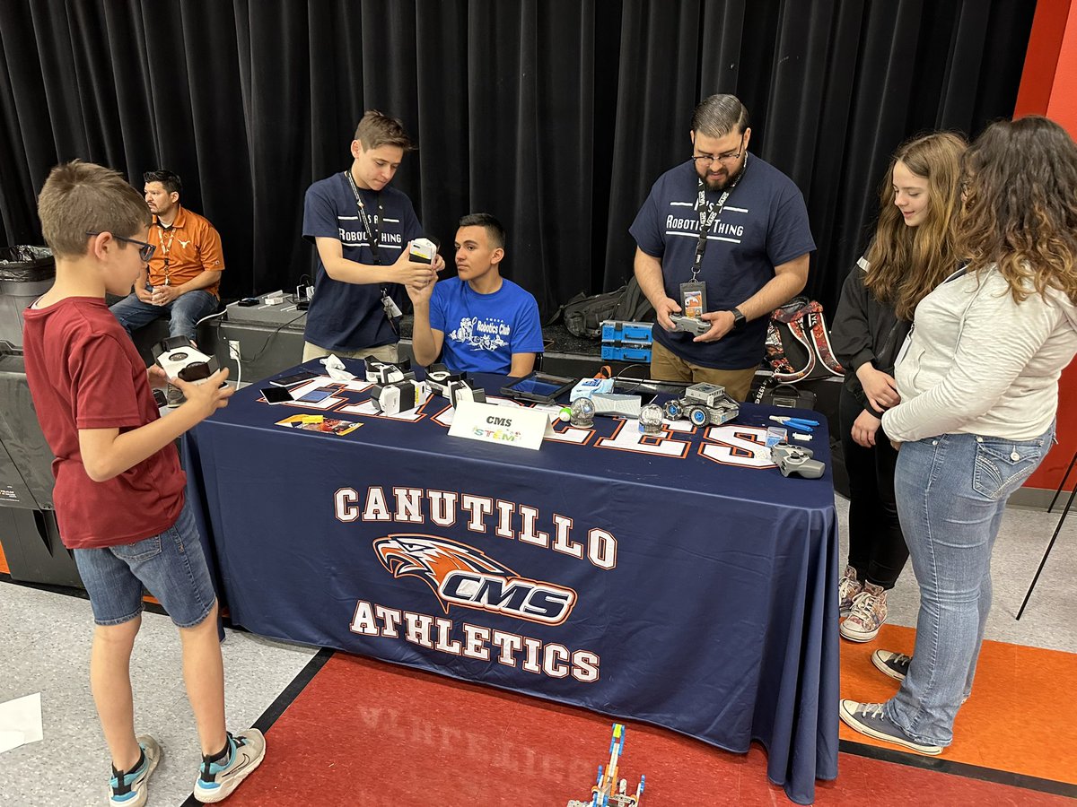 JesiArellano's tweet image. Great job @ReyesElementary  on your annual STEM Expo!  Loved seeing the students so engaged on a fun filled day of learning!