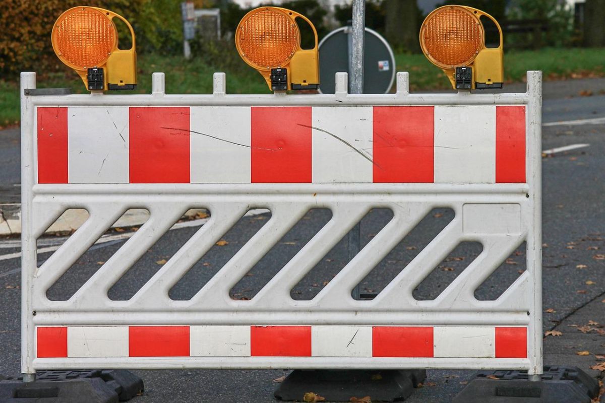 PresseAugsburg's tweet photo. Verkehrschaos vorprogrammiert- Ackermann-Straße wird zur Baustelle

https://t.co/ogpYBbXdzV https://t.co/9qJV9fZ9sh