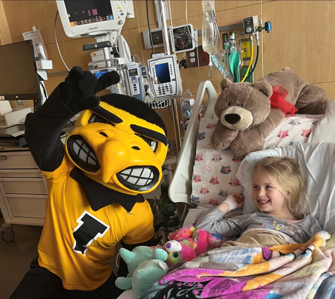 UI Health Care Stead Family Children's Hospital (@uichildrens) on Twitter photo We love when <a href="/TheREALHerky/">Herky The Hawk</a> and members of <a href="/IowaSpiritSquad/">Iowa Spirit Squads</a> stop by our hospital to visit inpatients like Hailey and Eliana. They also took the time to teach other patients a cheer and dance through virtual programming organized by our child life team. 💛 We love when <a href="/TheREALHerky/">Herky The Hawk</a> and members of <a href="/IowaSpiritSquad/">Iowa Spirit Squads</a> stop by our hospital to visit inpatients like Hailey and Eliana. They also took the time to teach other patients a cheer and dance through virtual programming organized by our child life team. 💛
