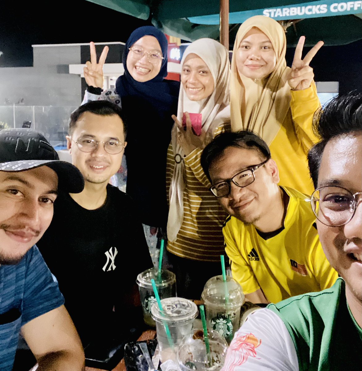 ayujue's tweet photo. Why need to stop them if you can join them 😆. Thanks kak @meiavida for the treat. 

P/s: Aiman need to practise more. Semua gambaq gegaq https://t.co/5PRGZcIuy3
