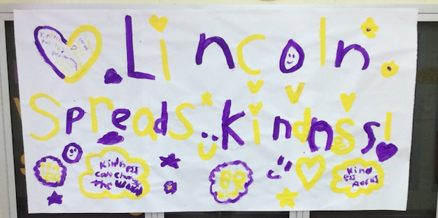 LkwdService's tweet photo. Way to go 3rd Graders...you are leading us this month by spreading kindness!
@LkwdLincoln https://t.co/ZcFATozF8t