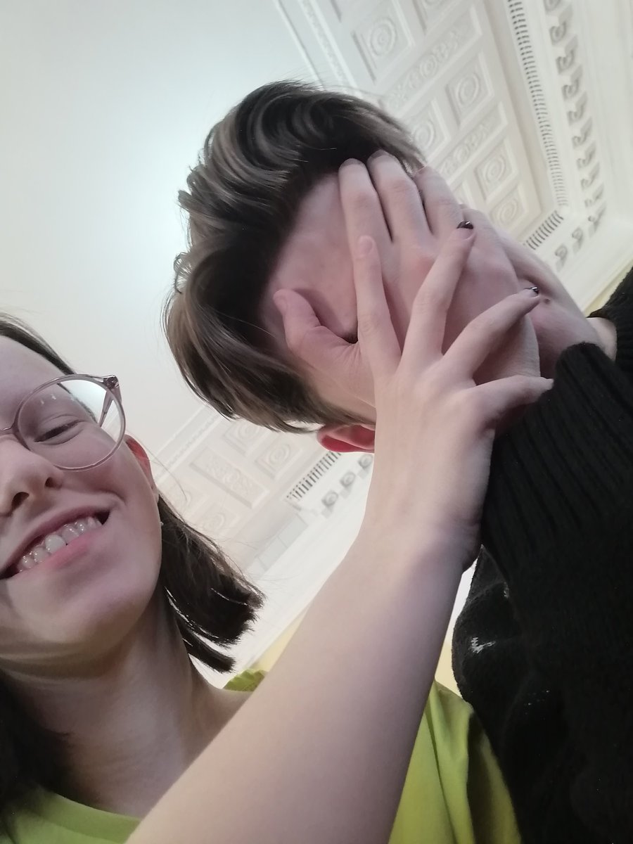 graf__drakula's tweet photo. кажется что моя жизнь стала немного счастливее, конечно бывает трудно, но это не мешает мне чувствовать бесконечного счастья и делать многие вещи, на которые раньше у меня не хватило бы сил и мотивации. мне очень помогает поддержка дорогого мне человека, моего стесняшки❤️ https://t.co/V7YZTWaUDs