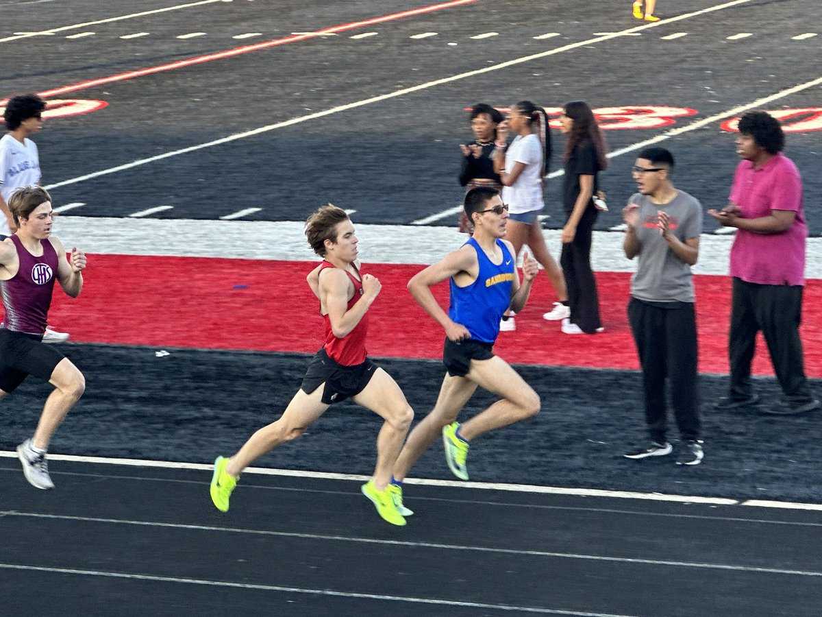 BryceCounihan's tweet photo. PR last night at SWSC 2:05.6 in the 800 https://t.co/NQgAahVV8h