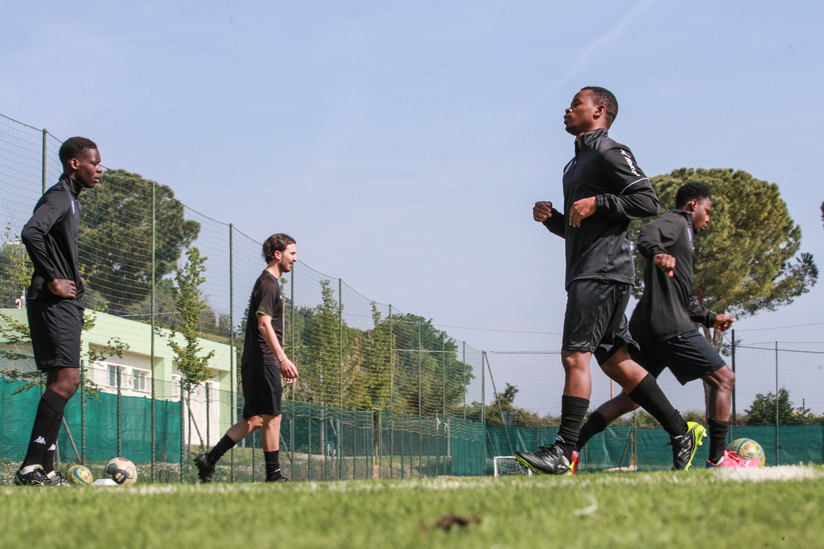 calciocesenafc's tweet photo. ⌛️ I nostri ragazzi  sono pronti a debuttare nella #IntegrationLeague, il torneo organizzato da @LegaProOfficial con @UNHCRItalia 

🕖 Si parte domani alle 19 a Martorano contro l’Ancona

Rispetto➕Integrazione➕ Condivisione 🟰  #IntegrationLeague

➡️ https://t.co/AvGgKEtoXG https://t.co/CJQk999RpA