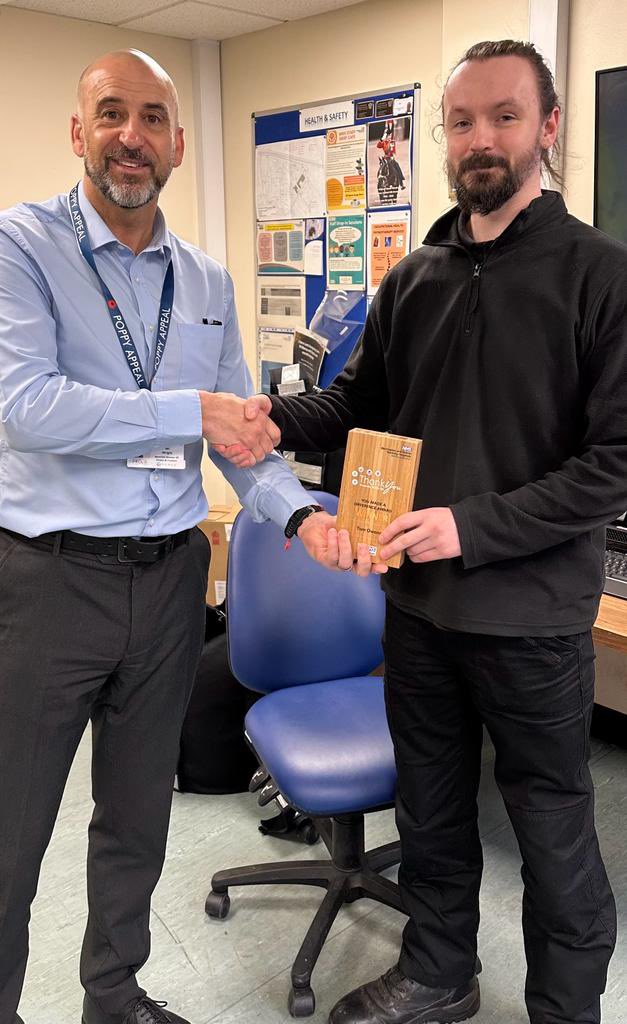 Long overdue presentation to security officer Tom Owens this morning. Tom wasn’t able to attend our recent Staff Thank You Awards where he won the CEO’s ‘You Made a Difference’ award Huge well done and we’re all amazingly proud of you. #whh #nhsefm #estatesandfaciliti