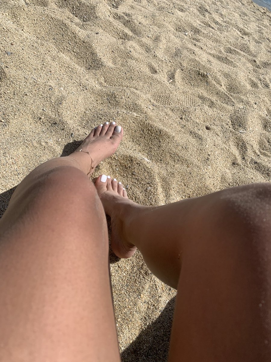 How delicious my feet, would you suck them?