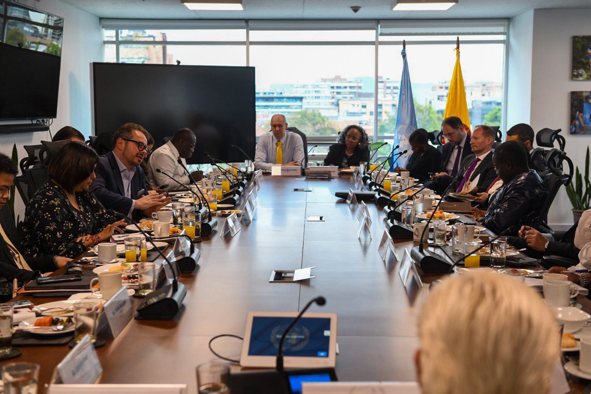 CGRuizMassieu's tweet photo. Es un honor recibir en #Bogotá a la Comisión Consultiva en Asuntos Administrativos y de Presupuesto #ACABQ de la ONU, con quienes compartimos el trabajo de la @MisionONUCol y dialogamos sobre los retos y oportunidades de la construcción de paz en Colombia 🇨🇴. https://t.co/LpIhKYFzZG
