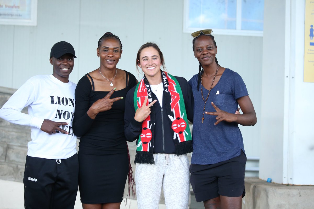 Sarah Sponcil tweet media