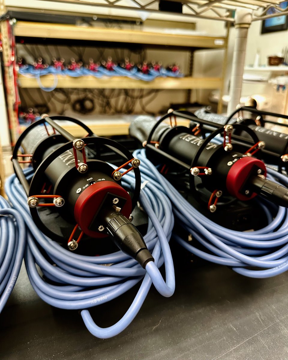 manleylabs's tweet photo. There are 14 Reference Cardioid tube mics in this photo. Will one of them be yours? 🎙
➡️ https://t.co/GJF6iDVKKF
#manley #manleylabs #referencemic #referencecardioid #tubemic #tubesrule #madeinamerica #handcrafted #microphone https://t.co/oSPl9PICFn