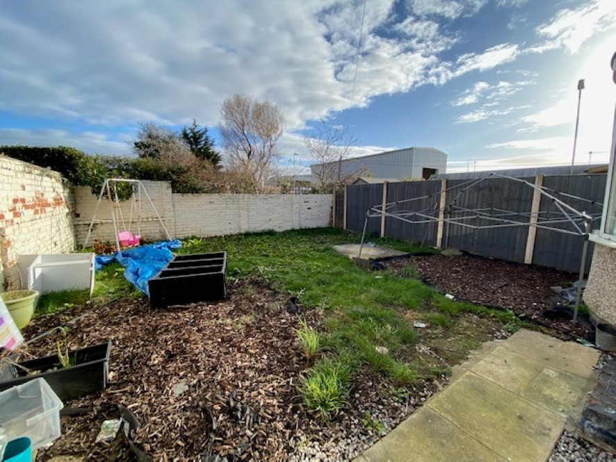 Auction House NW tweet media