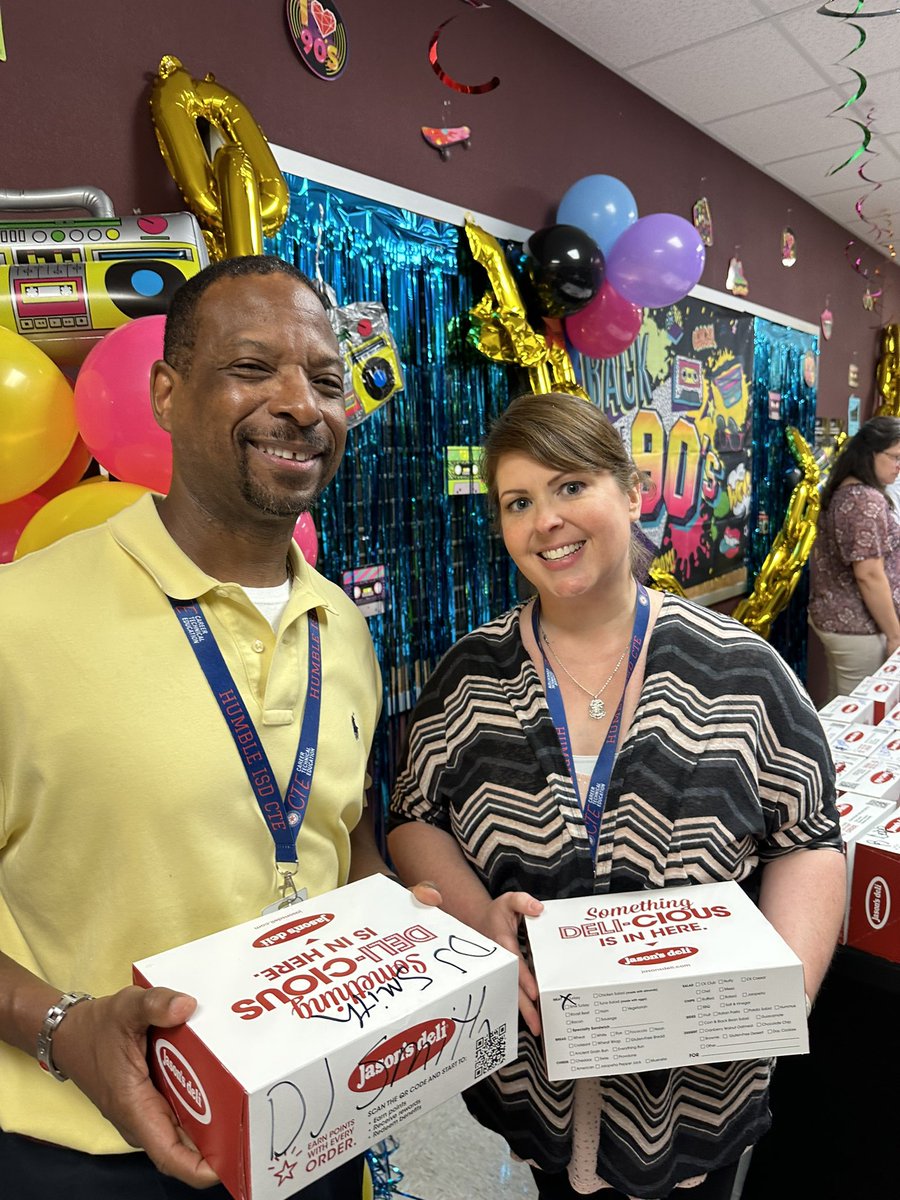 HumbleISD_SCHS's tweet photo. It’s Teacher Appreciation Week! Thank you to our teachers for everything they do! ❤️🐾

We appreciate our PTO for providing lunch and breakfast this week! https://t.co/0hZcOQw3Yg