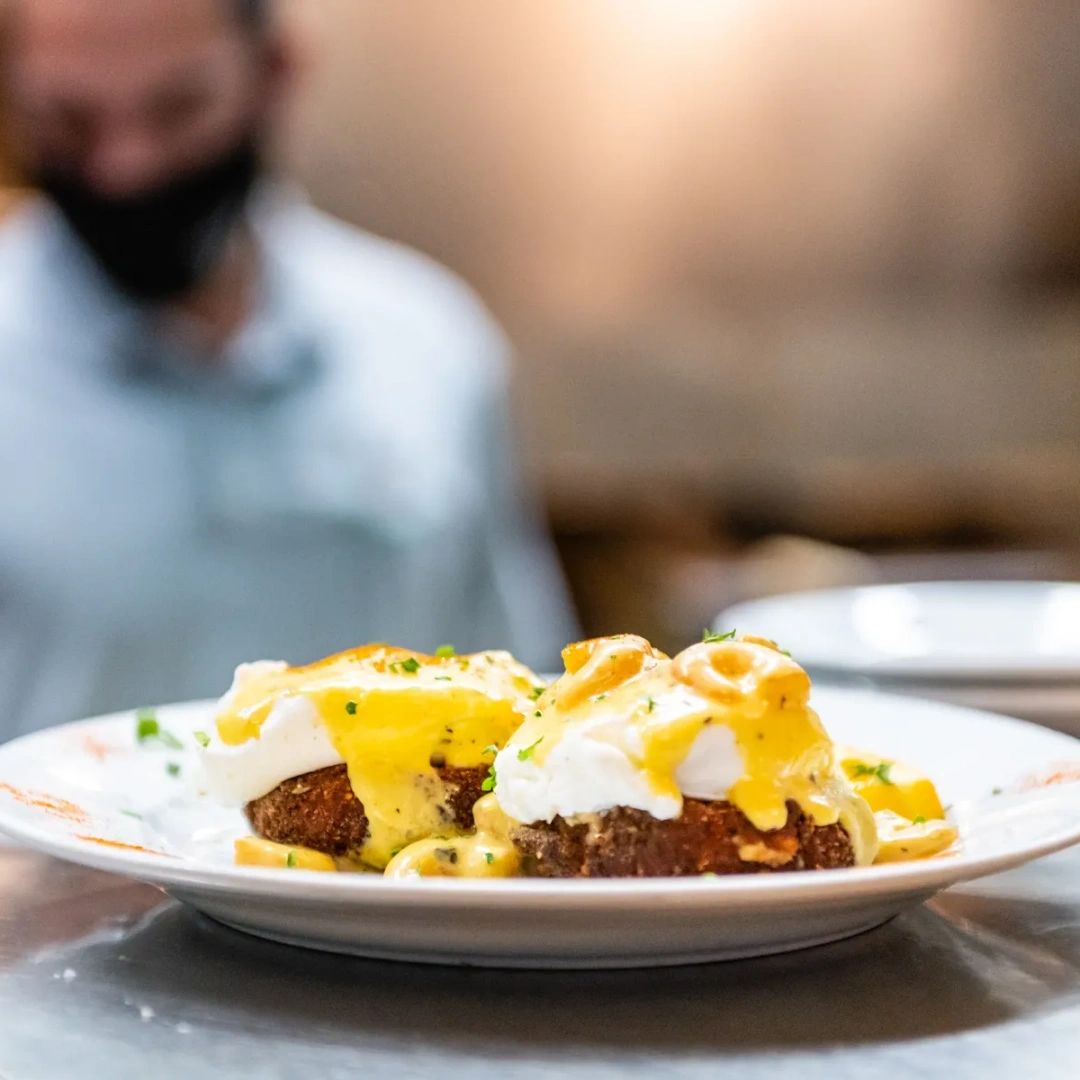 RussellsNOLA's tweet photo. Some things should never be passed up. Our Eggs 9th with two lump crab cakes, poached eggs, and shrimp hollandaise sauce is definitely one of them! https://t.co/nJati0s3CR