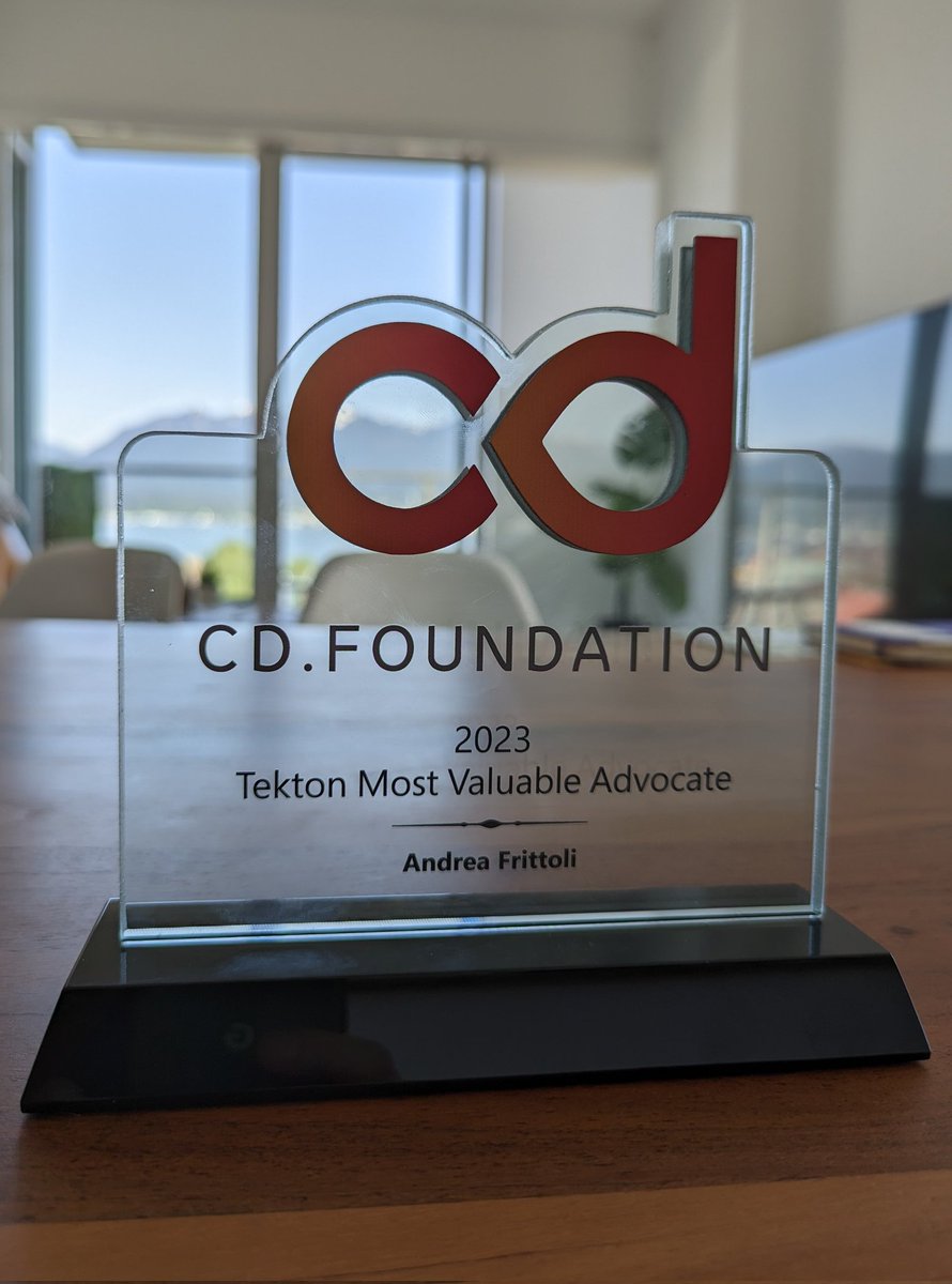 Really proud of accepting the Tekton Most Valuable Advocate award for 2023 from the @CDeliveryFdn at #cdcon + #gitopscon in Vancouver. Thanks to everyone in the @tektoncd community for making it such a great and fun project to contribute to!
