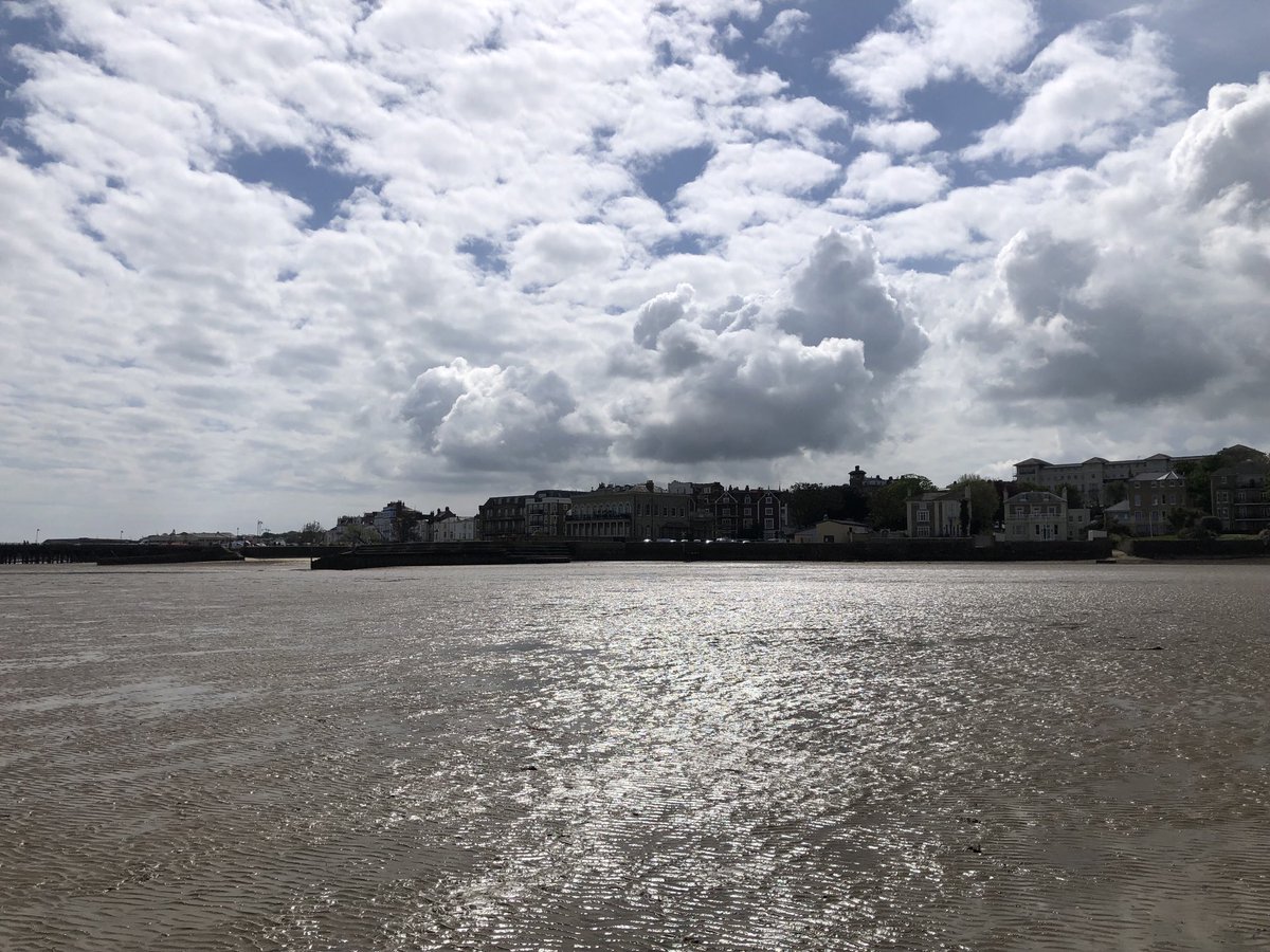 SiriusStar1963's tweet photo. Thursday wander. #PlayerBeach #Ryde #Solent #PureIslandHappiness #IOW🌤 https://t.co/9SzJipbzPm