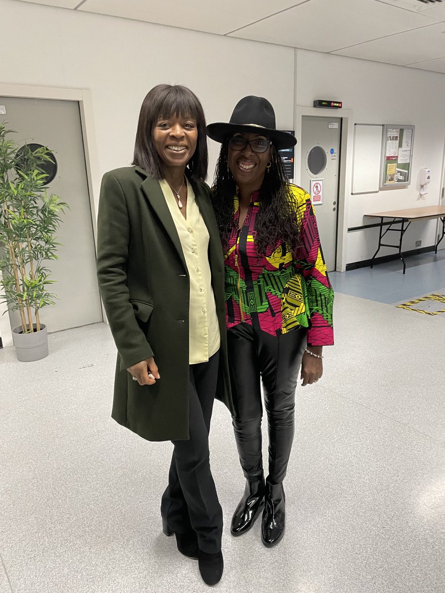 ronkephillips's tweet photo. With the legendary Janet Kay OBE! Congrats on getting your gong! No ‘Silly Games’ for us! ⁦@itvlondon⁩ https://t.co/BJW09ylOrn