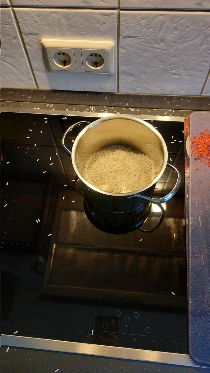 Lineya ⭐ on Twitter "Ich hasse mein Leben 🥲. Tollpatsch lvl 100"