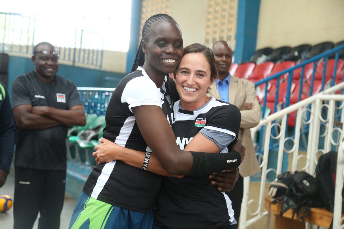 Sarah Sponcil tweet media