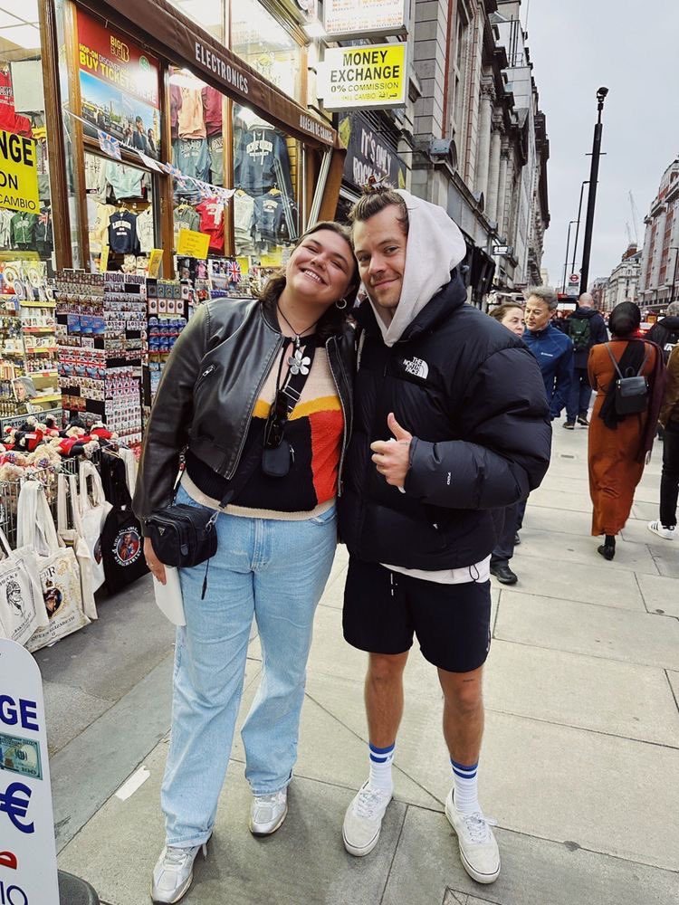 HS On Twitter how Harry Walks Around London To Get From One Place To 