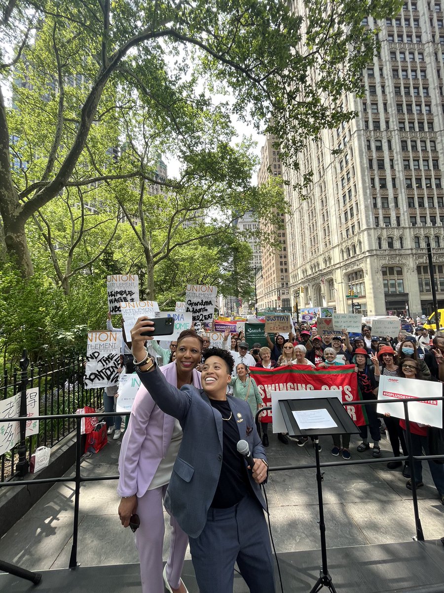 CMCrystalHudson's tweet photo. 🔉Mr. Mayor, do you hear us? Older New Yorkers are demanding a just budget—one that affirms our communities and strengthens the services and resources they rely on most.
Be sure, Mr. Mayor. Older New Yorkers vote, and they are watching. #AgeInPlaceNYC https://t.co/cld4ylBohR