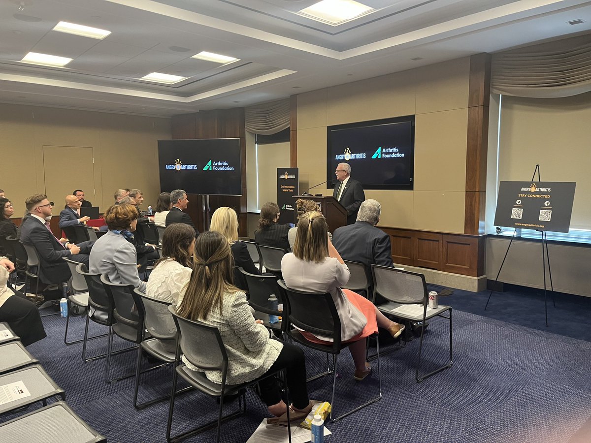 GerryConnolly's tweet photo. Great to join @angryarthritis and @ArthritisFdn to talk about the need for more arthritis funding. Together, we will keep up for fight for advances in research and new treatments for all who suffer from arthritis. https://t.co/x5EkgGB9kj