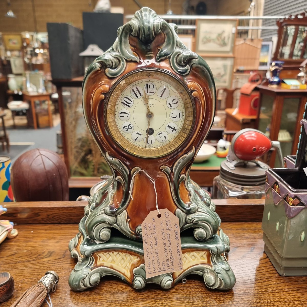 Click Antiques & Vintage tweet media