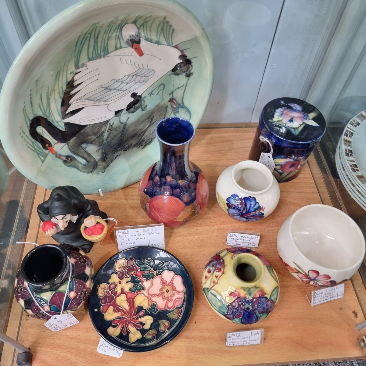 Click Antiques & Vintage tweet media