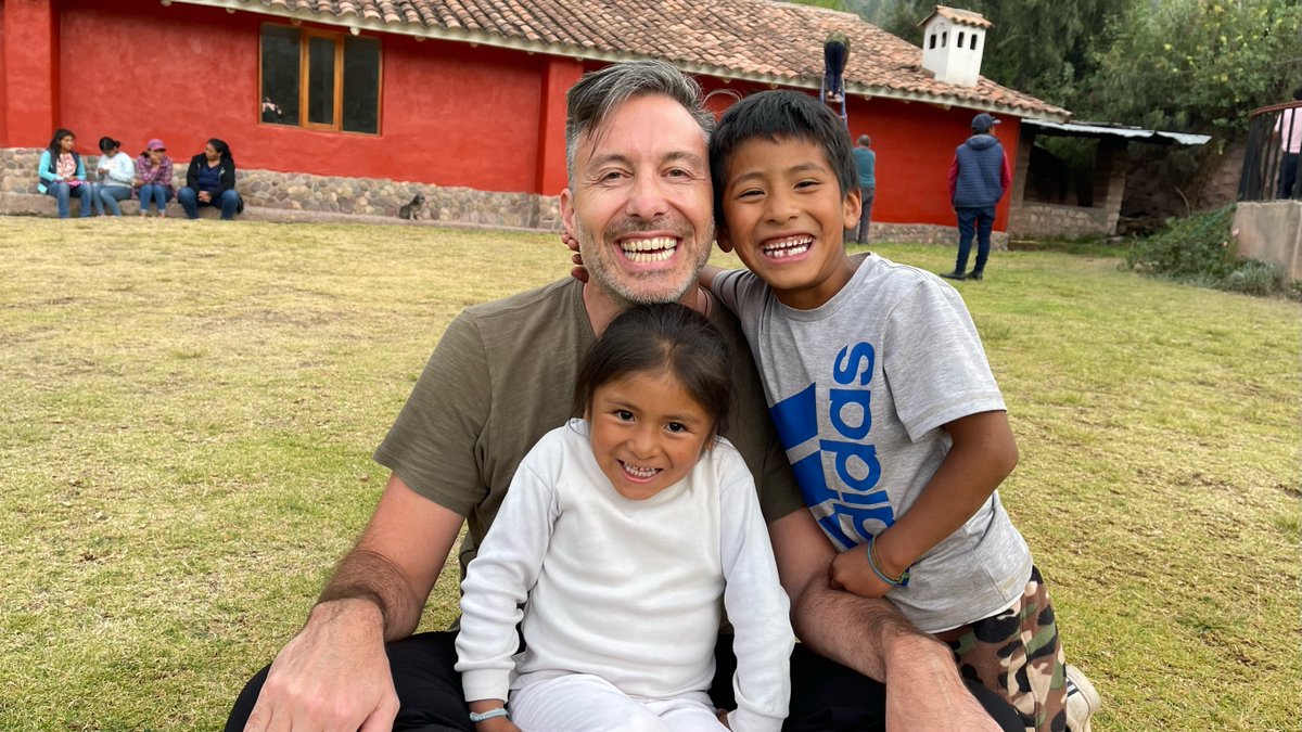 Awesomage tweet media