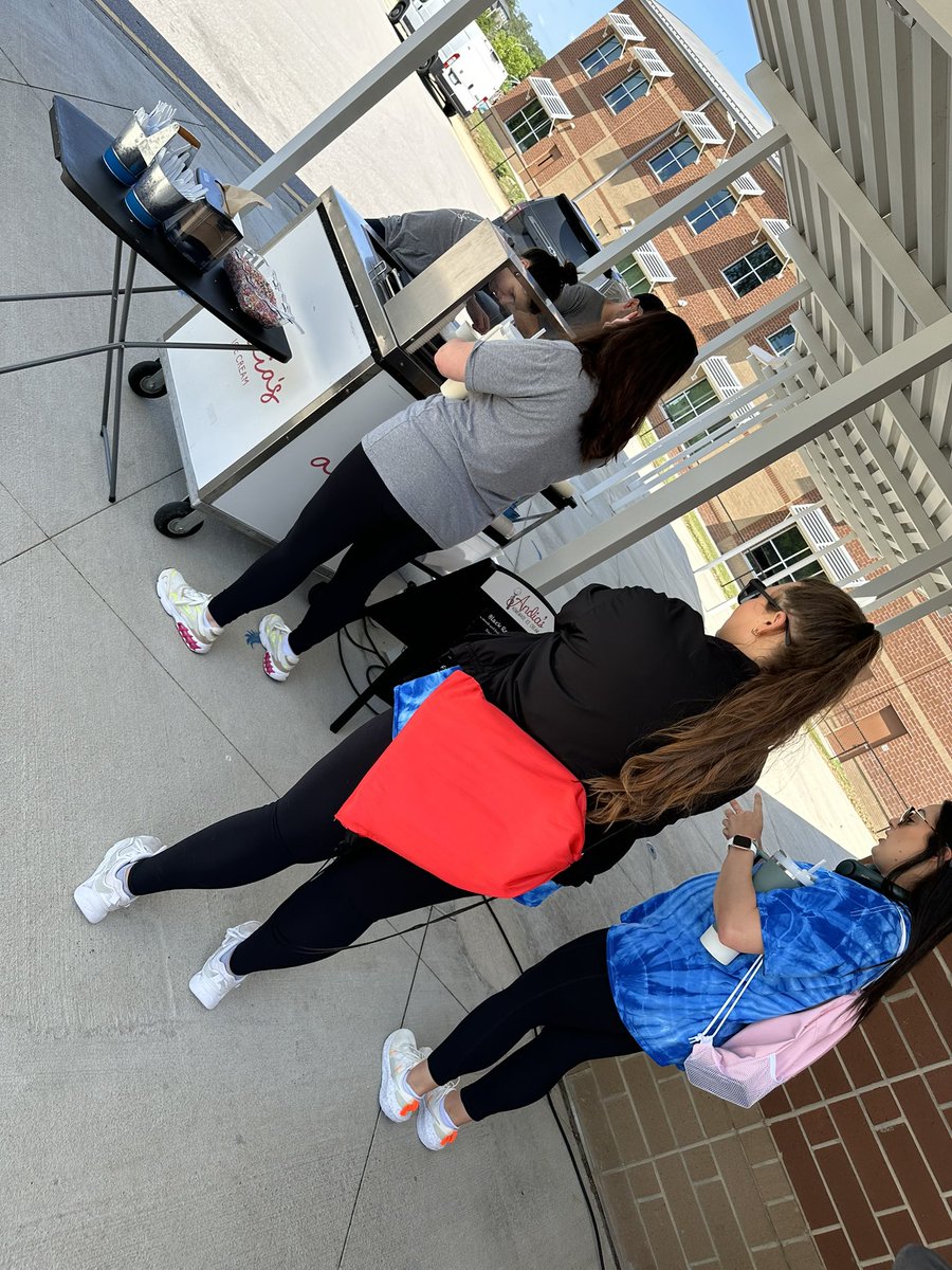 Hortons Creek PTA tweet media